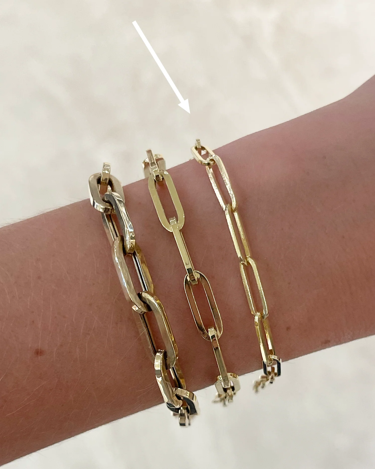Brown & Co. 14k Yellow Gold Paperclip Bracelet - Image 2