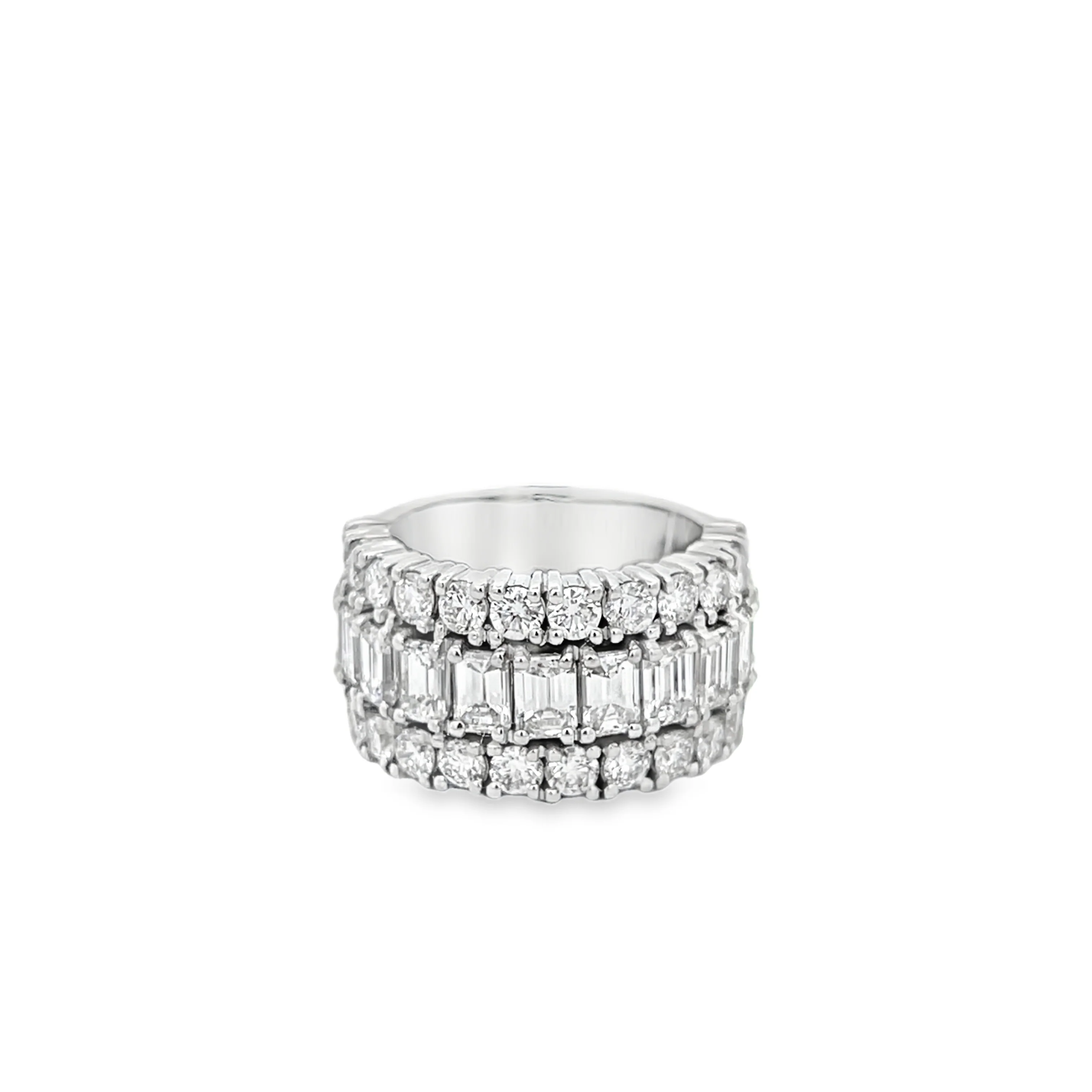 BROWN & CO. 18K WHITE GOLD Round and Emerald Cut DIAMOND Half-eternity BAND - Image 2