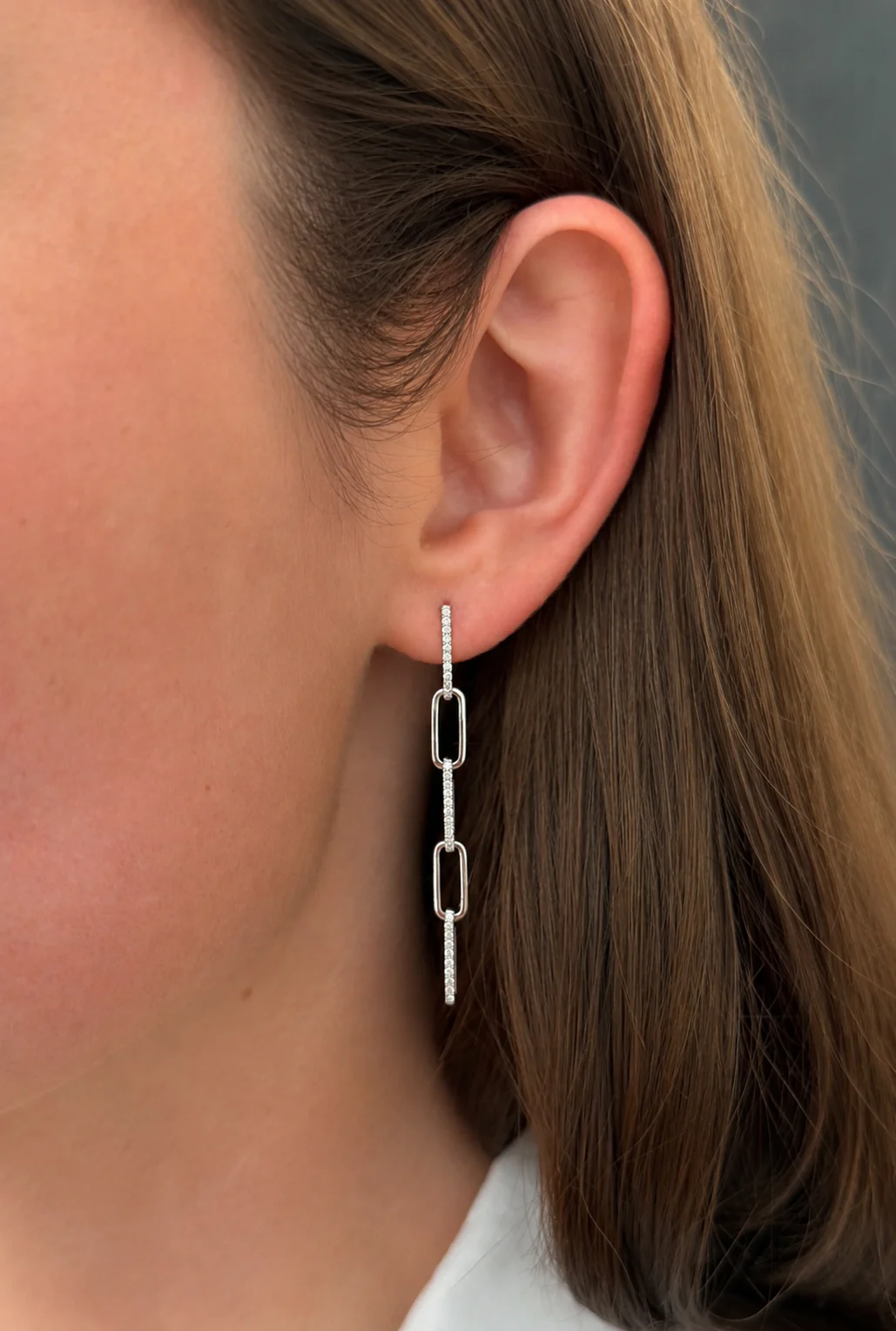 Brown & Co. 18k Yellow Gold 0.45ctw Diamond Drop Link Earrings - Image 2