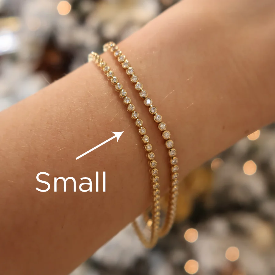 Memoire 18k Yellow Gold Small Bezel Diamond Bracelet - Image 3
